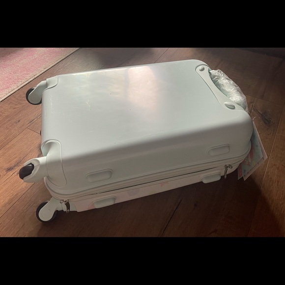 CINNAMOROLL-VERY RARE Medium Hard Side Suitcase - Picture 12 of 15